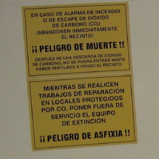 CARTEL PELIGRO  IMAGEN FOTOGRAFIA